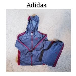 Gently worn! Boy's sweatsuit